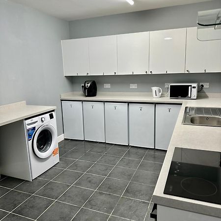 Cosy Ensuite Double Room, Near Heathrow Airport Northolt  Eksteriør billede