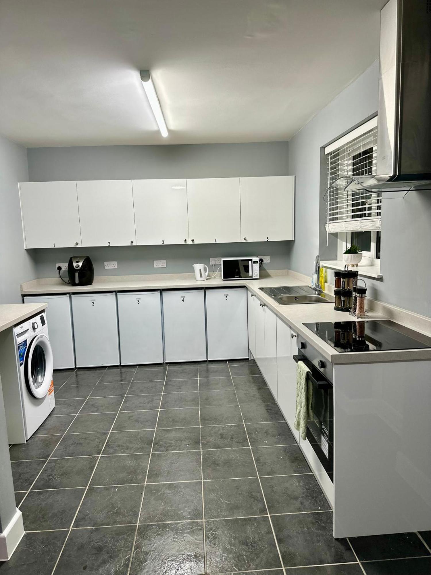 Cosy Ensuite Double Room, Near Heathrow Airport Northolt  Eksteriør billede